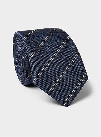 La cravate fines rayures doubles <b>Collection exclusive d'Italie</b>