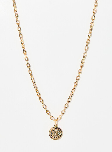 Crest pendant necklace