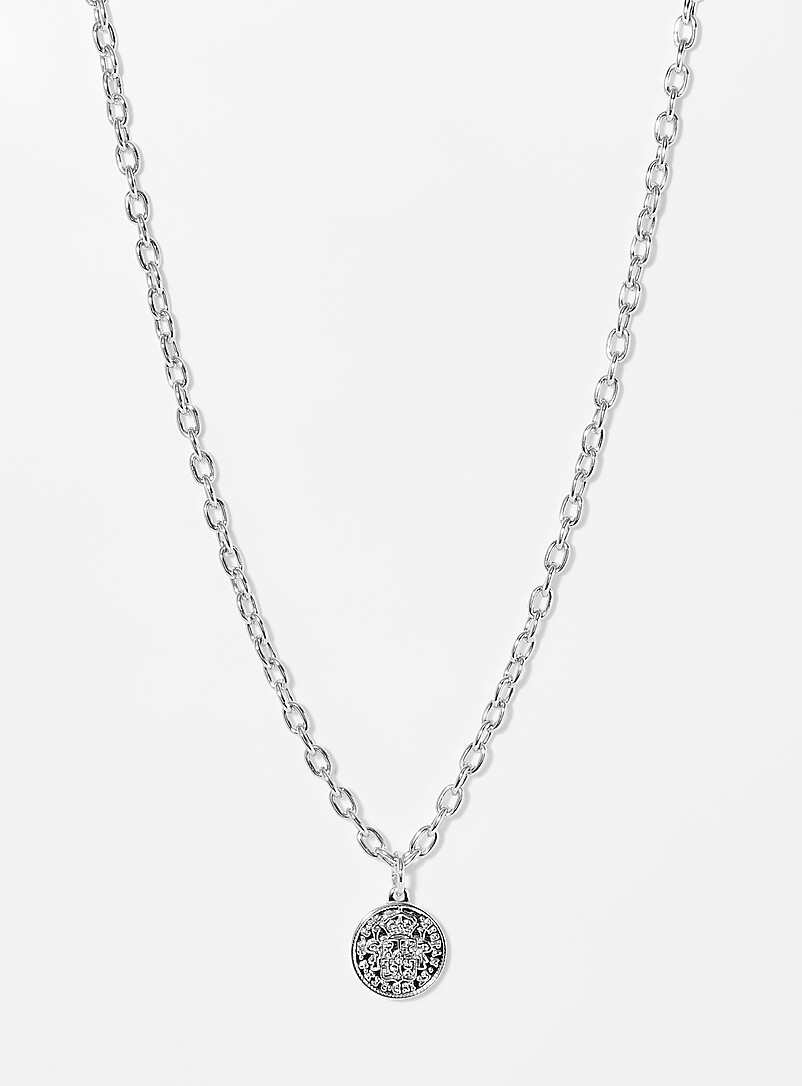 Crest Pendant Necklace