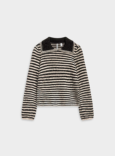 Pieces Patterned Black Striped point-collar fuzzy sweater for women