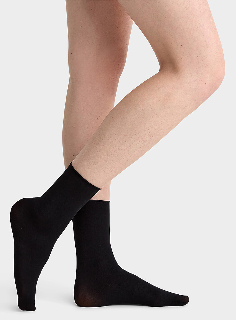 Simons: Les chaussettes cheville diaphanes g&eacute;o/unie Emballage de 2 <b>Collection exclusive d'Italie</b> Noir pour femme