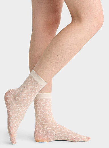 Les chaussettes cheville diaphanes g&eacute;o/unie Emballage de 2 <b>Collection exclusive d'Italie</b>