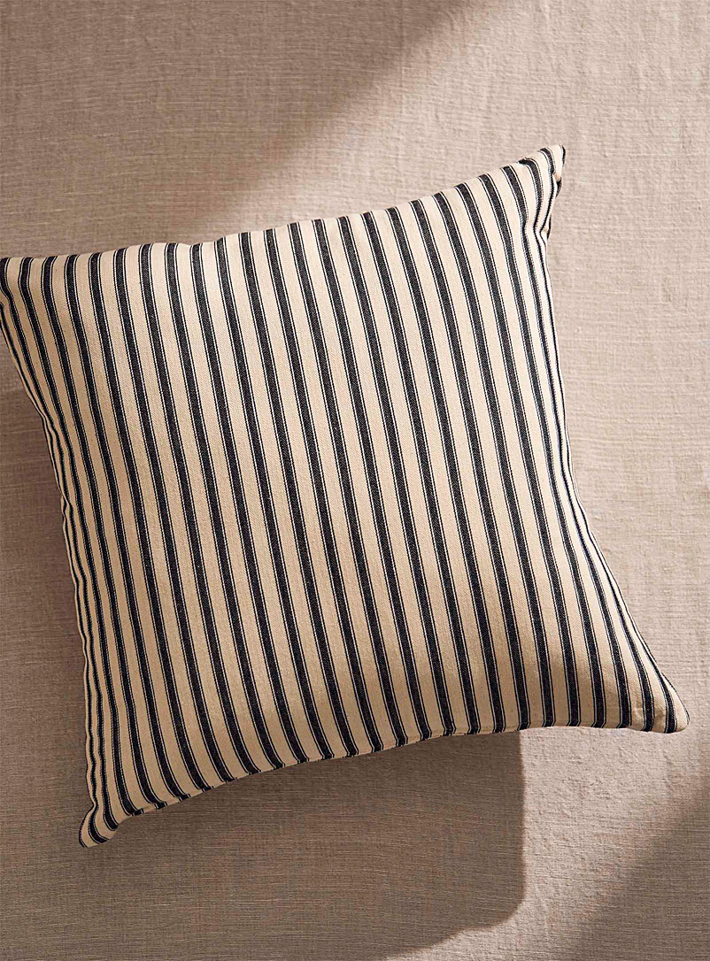 Simons Maison Ecru/Linen Natural fine stripes cushion 50 x 50 cm