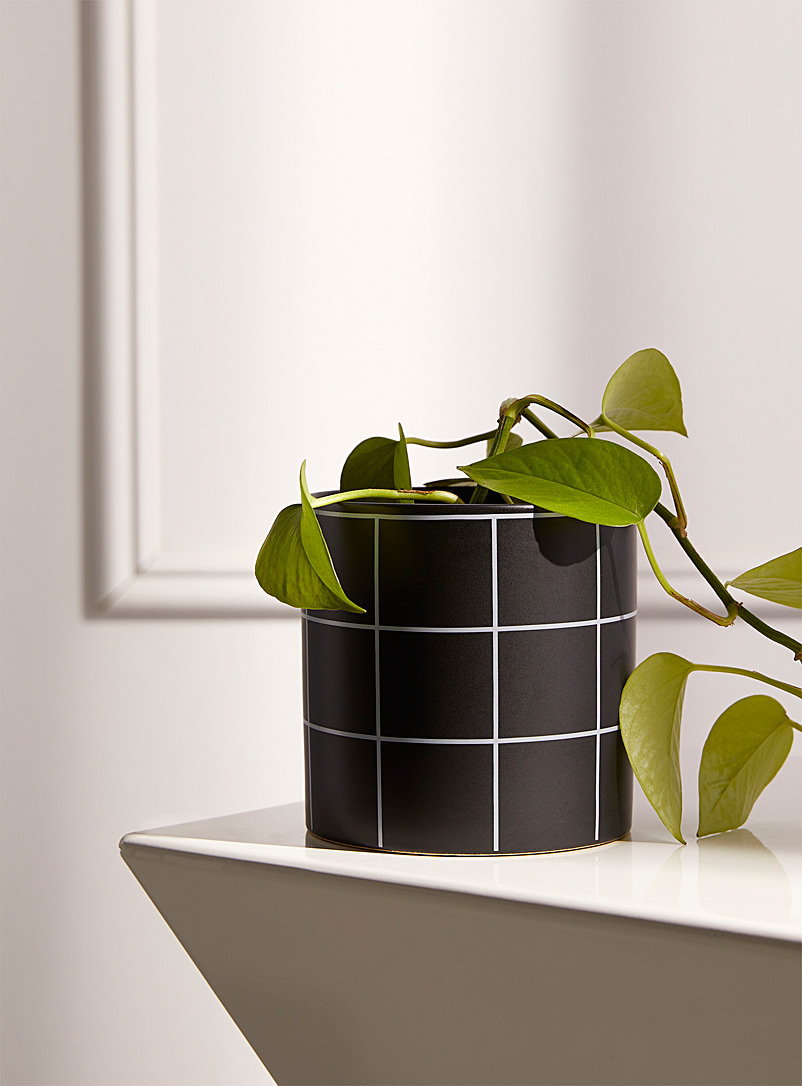 Simons Maison Black Large minimalist checkered planter 4.75 in