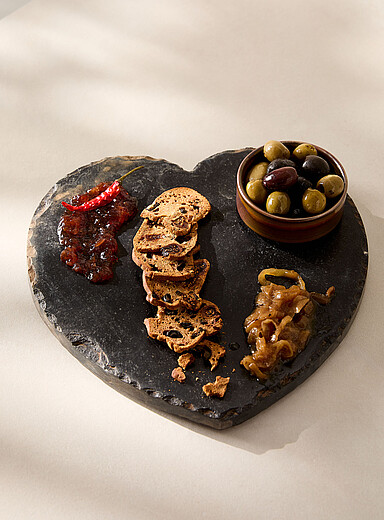Heart black slate serving tray