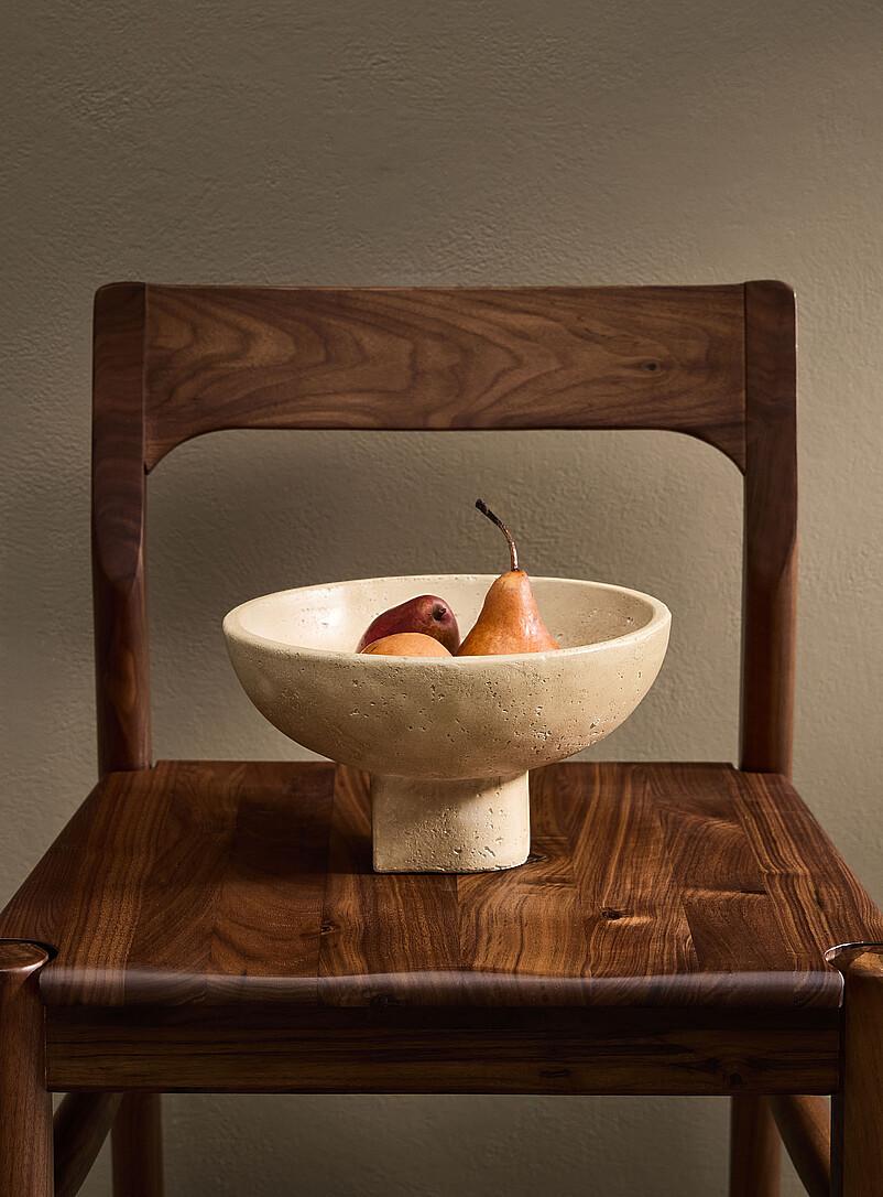 Circular decorative cement pedestal bowl product image (primary)
