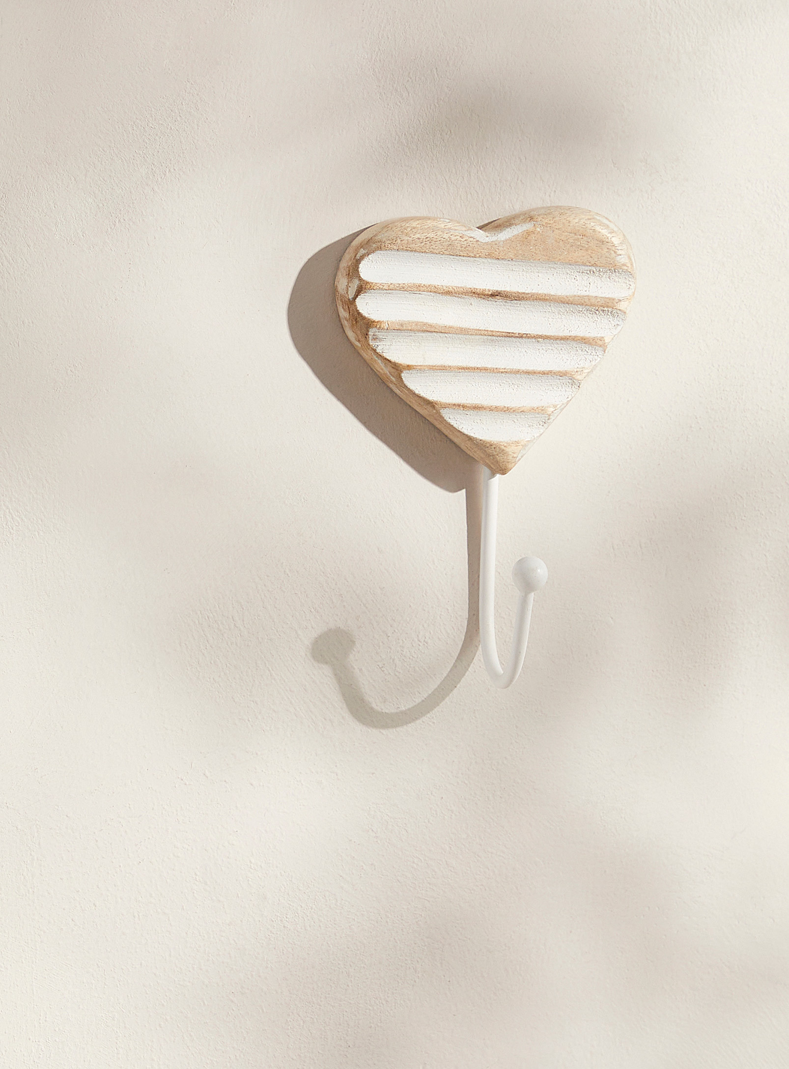 Simons Maison White-washed Heart Wall Hook