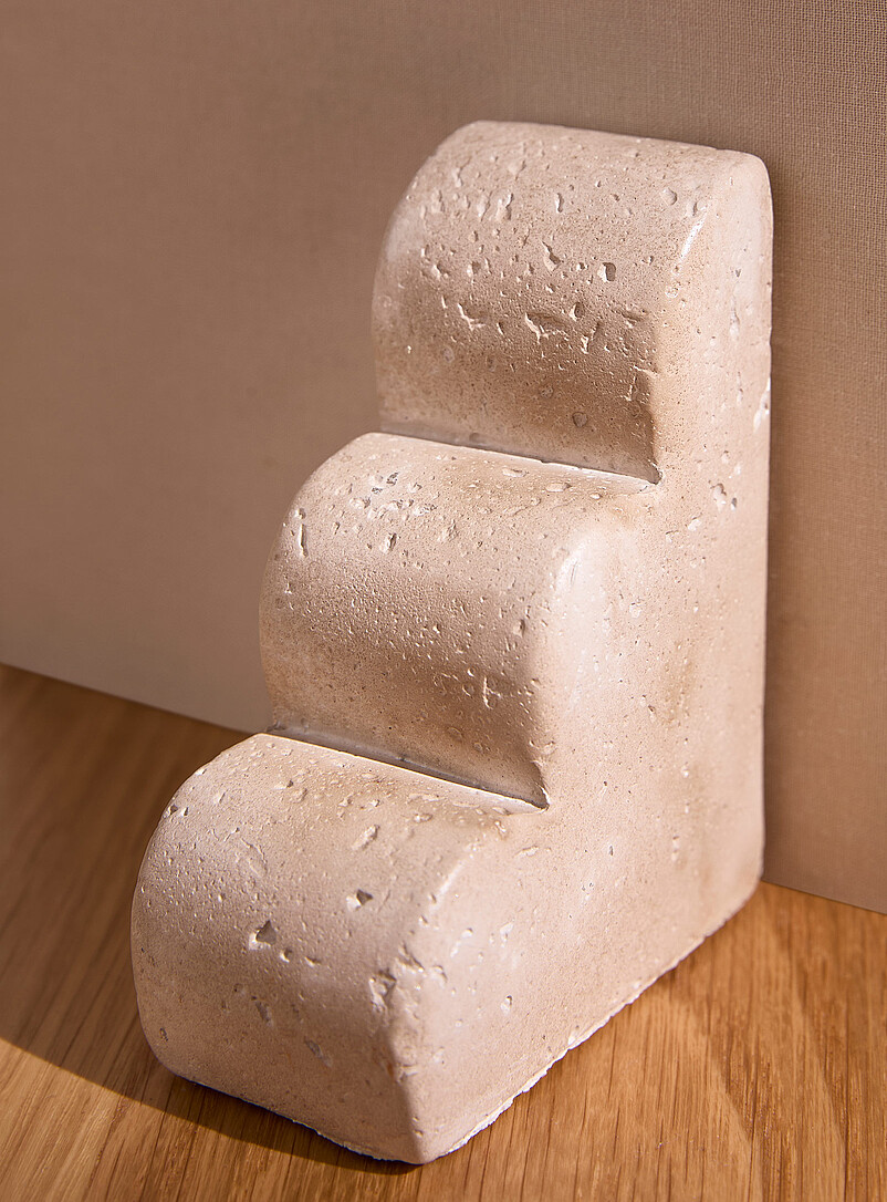Wavy concrete book ends Set of 2 product image 2