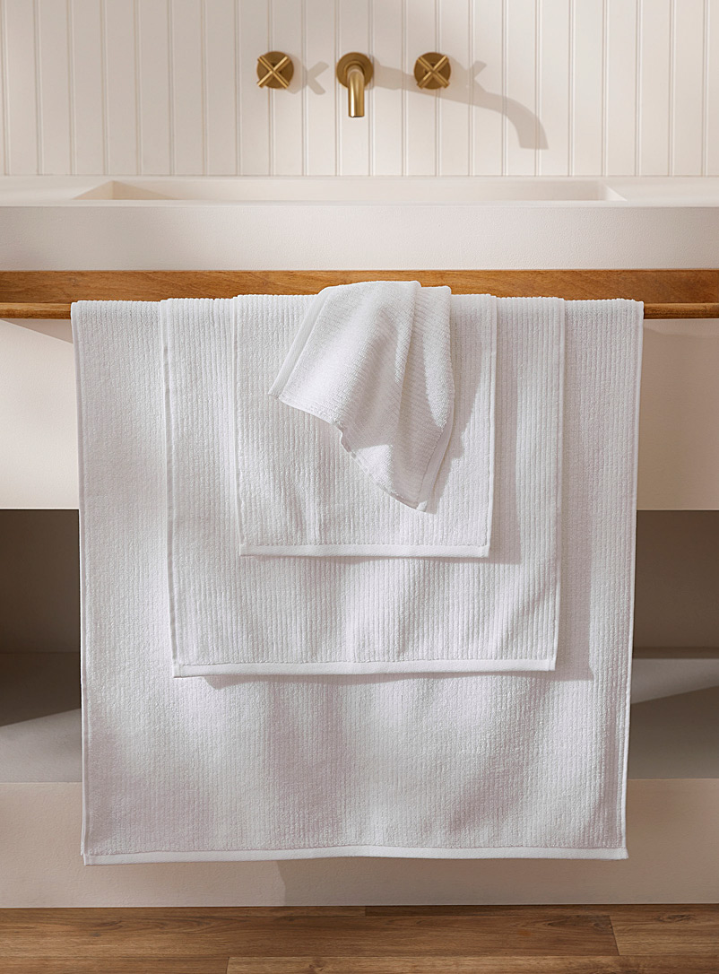 Cotton and modal towels Ultra-soft and fluffy, grooved texture, Simons  Maison, Solid Bath Towels, Bathroom