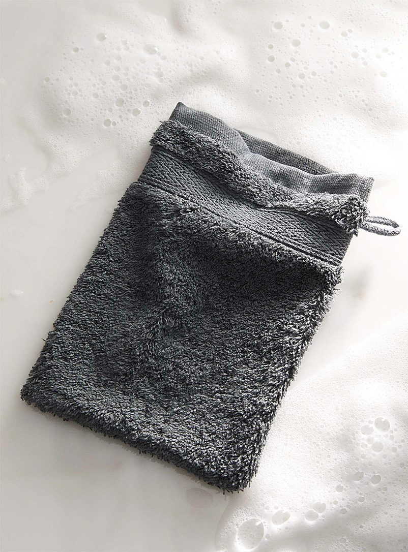 Simons Maison Dark Grey Egyptian cotton wash mitt