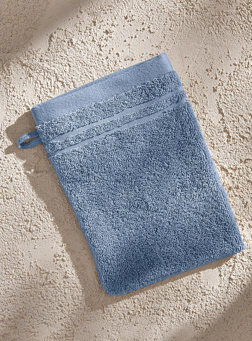 Simons Maison Baby Blue Egyptian cotton wash mitt