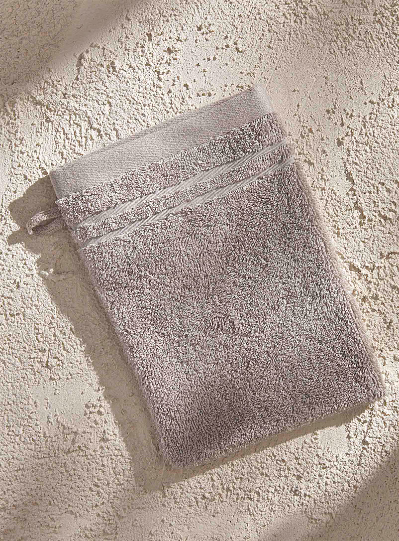 Simons Maison Silver Egyptian cotton wash mitt