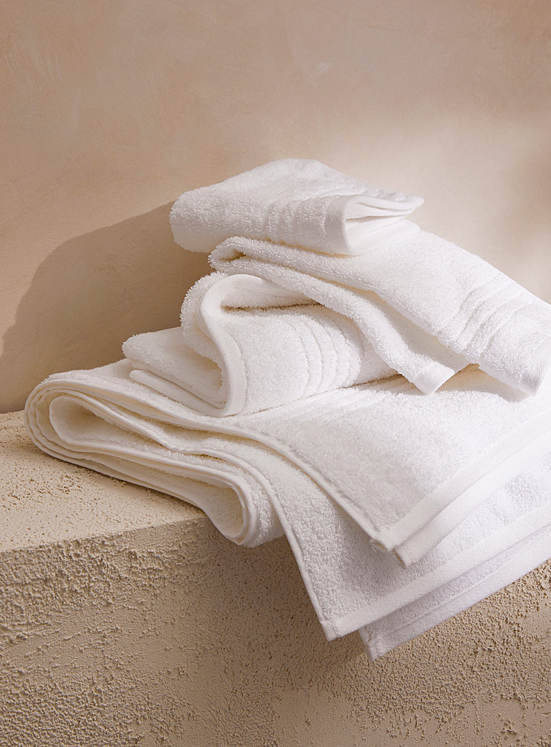 Simons Maison: Les serviettes coton égyptien Douces et absorbantes, très grande qualité Blanc