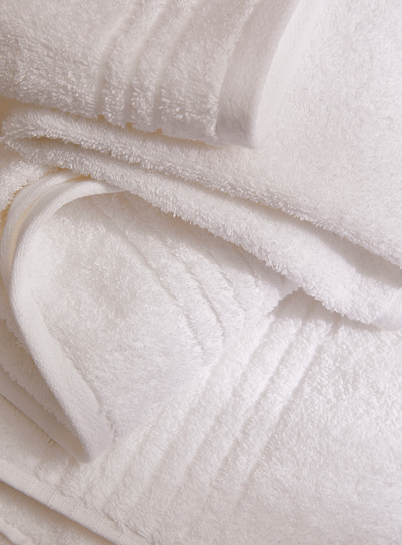 Simons Maison: Les serviettes coton &eacute;gyptien Douces et absorbantes, tr&egrave;s grande qualit&eacute; Sable