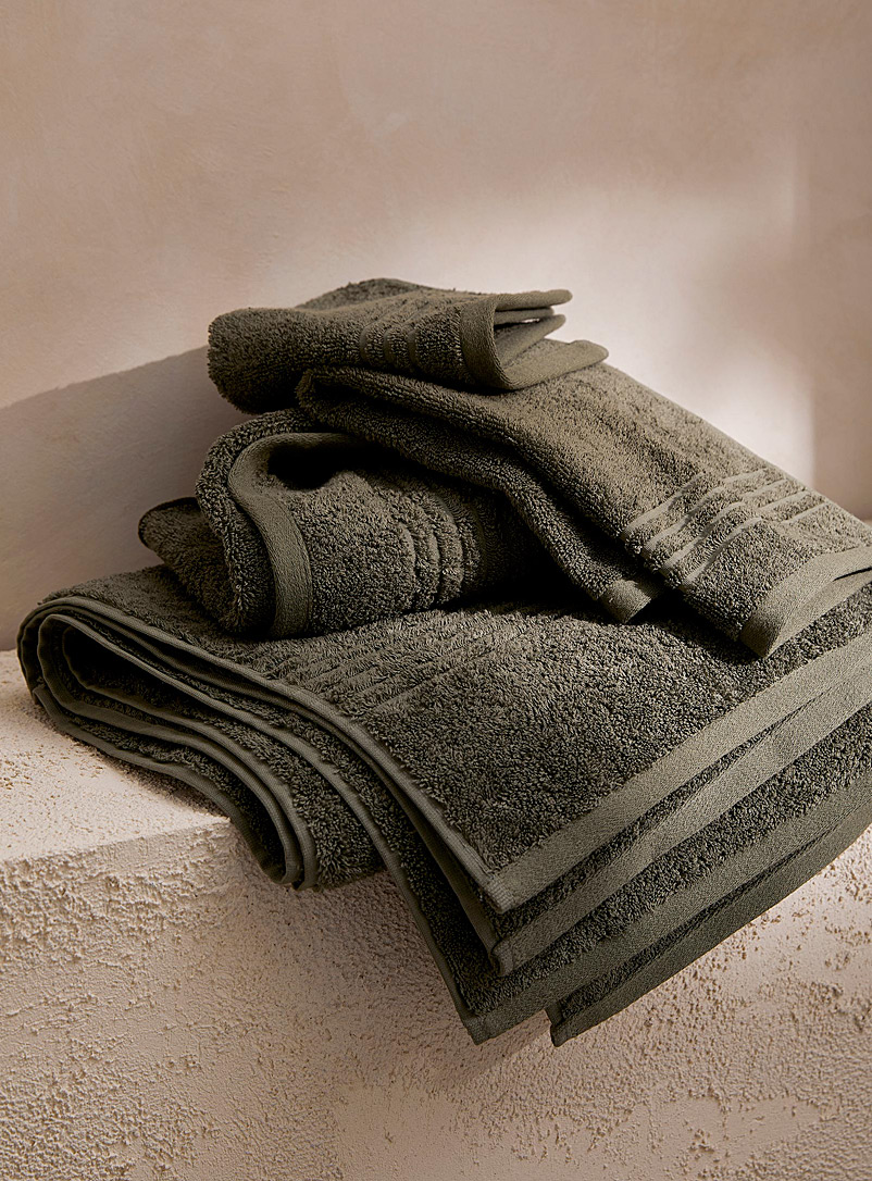Simons Maison Mossy Green Egyptian cotton towels