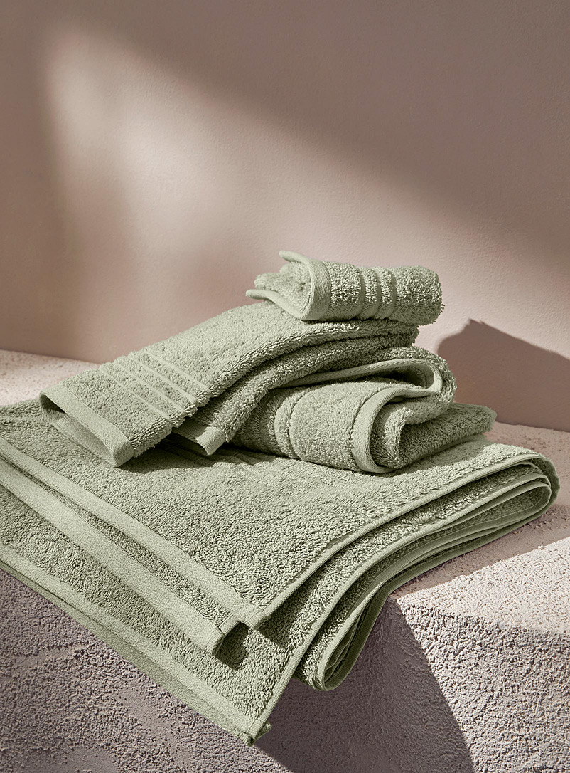Simons Maison Kelly Green Egyptian cotton towels