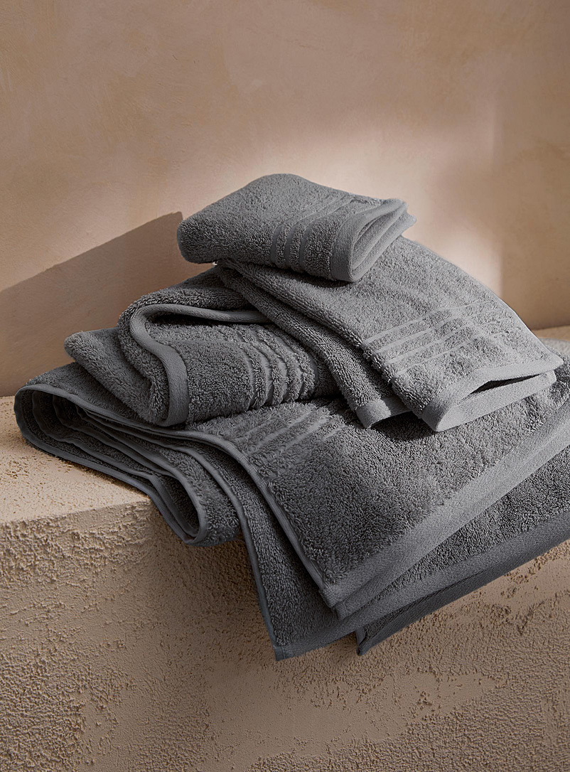 Simons Maison: Les serviettes coton égyptien Douces et absorbantes, très grande qualité Gris ardoise