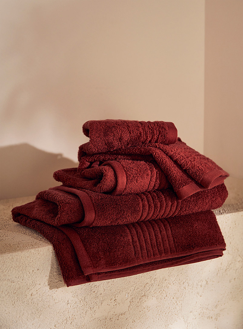 Simons Maison Ruby Red Egyptian cotton towels
