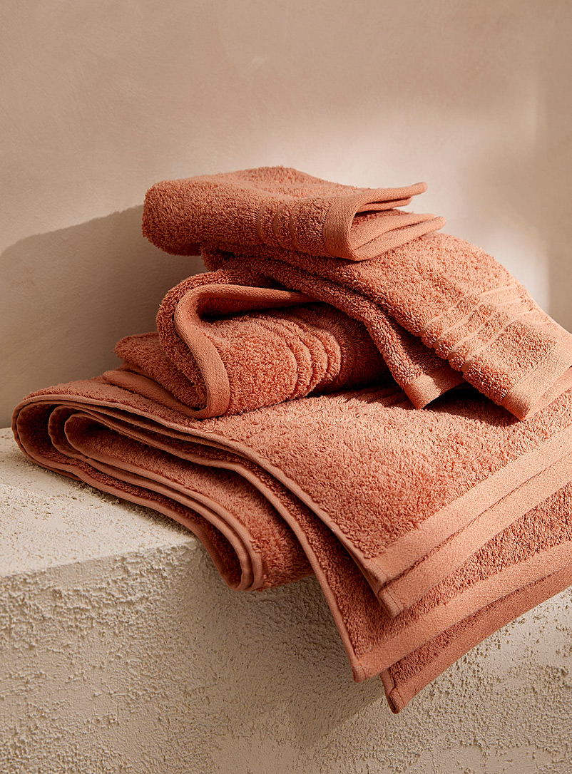 Simons Maison Coral Egyptian cotton towels