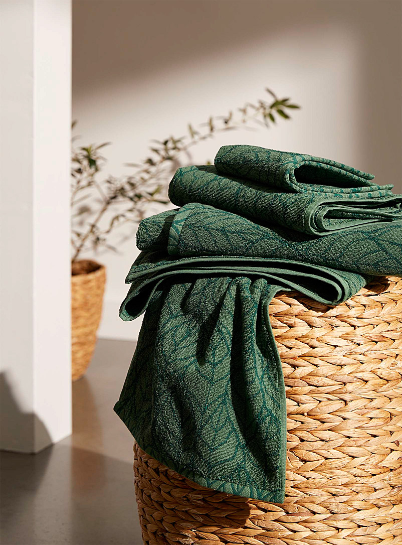 Simons Maison Patterned Green Foliage jacquard towels