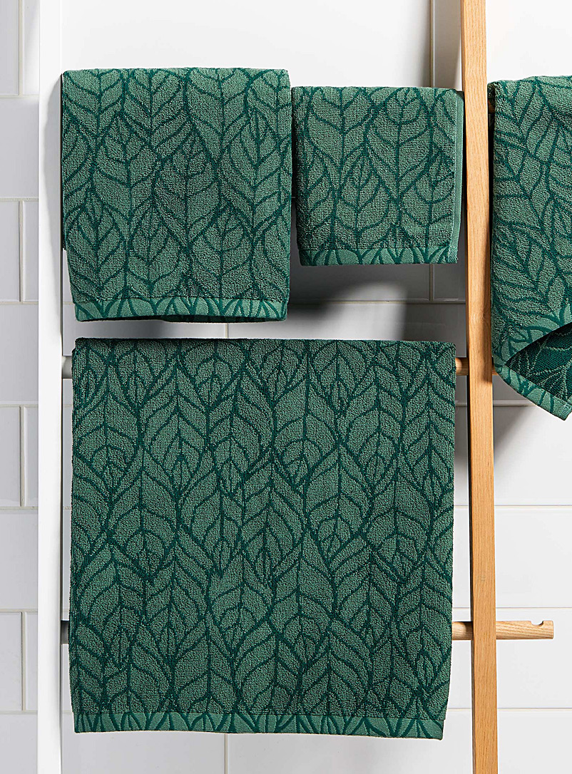 Simons Maison Kelly Green Foliage jacquard towels