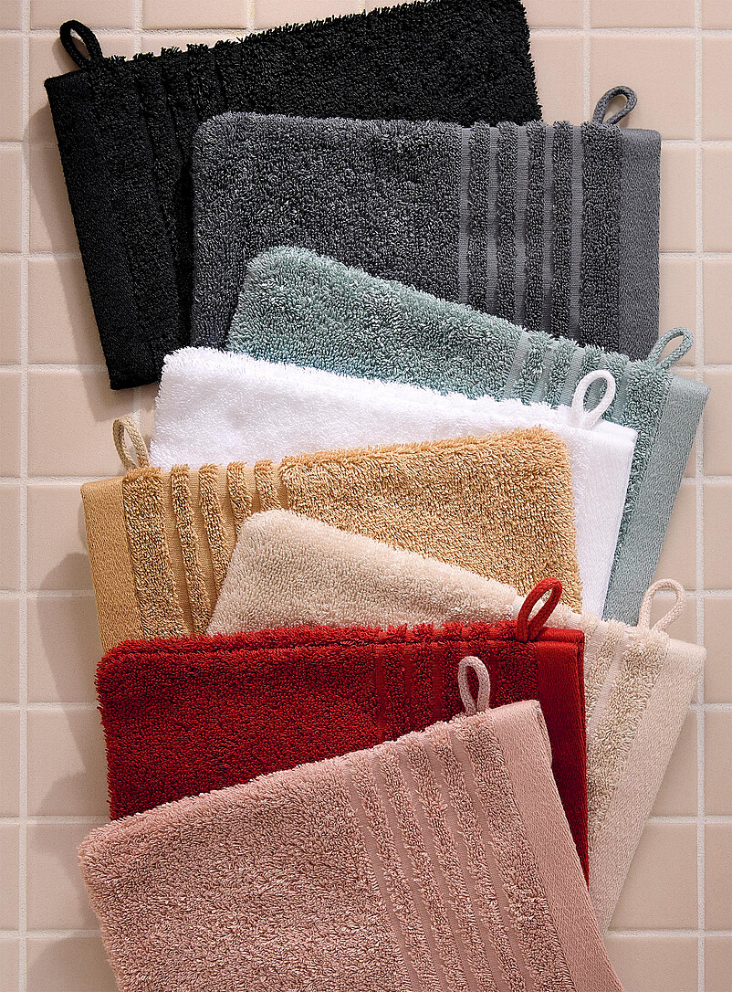 Egyptian cotton wash mitt product image 3