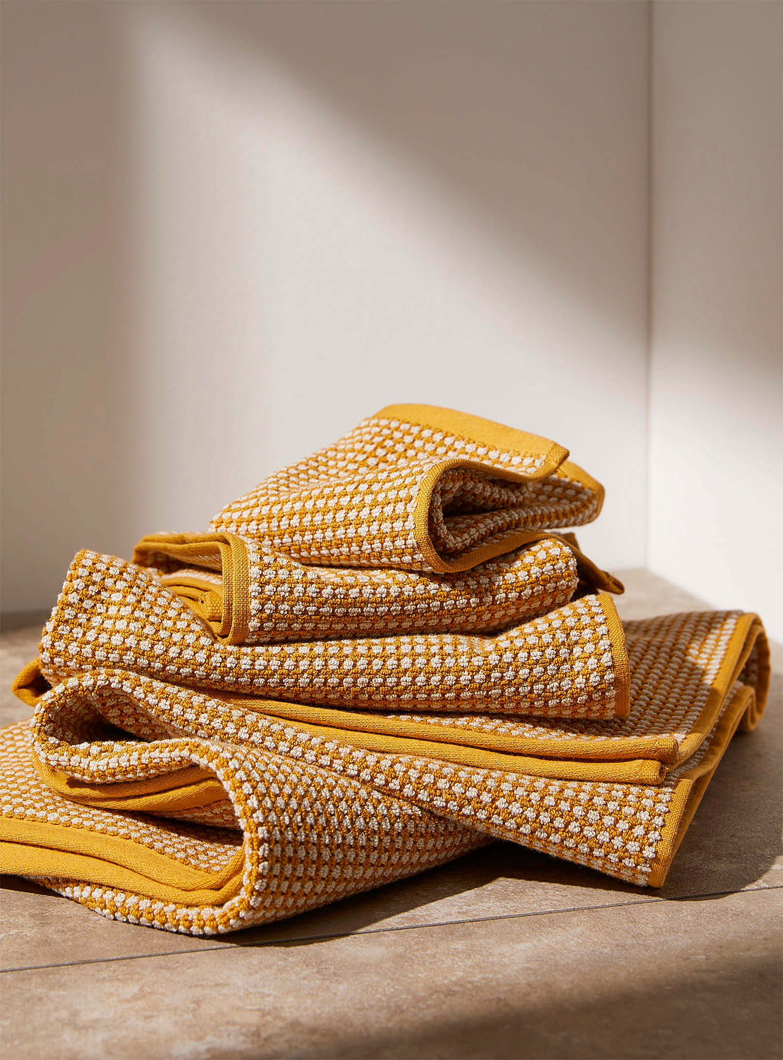 Simons Maison - Yellow retro dotted organic cotton towels