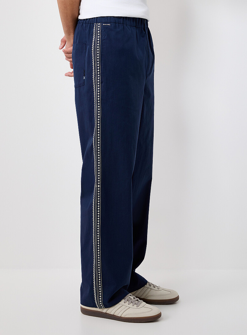 Scotch & Soda: Le pantalon broderies Otis <b>Coupe droite</b> Bleu fonc&eacute; - Indigo pour homme