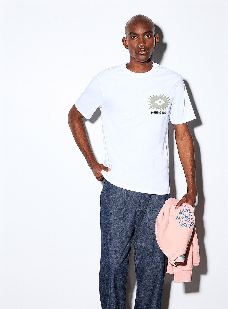 Velvety appliqué T-shirt product image 2