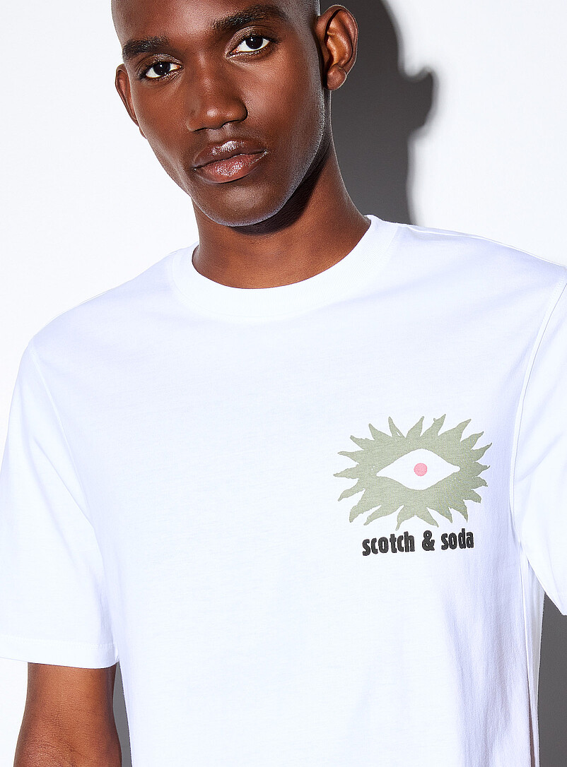 Velvety appliqué T-shirt product image 3