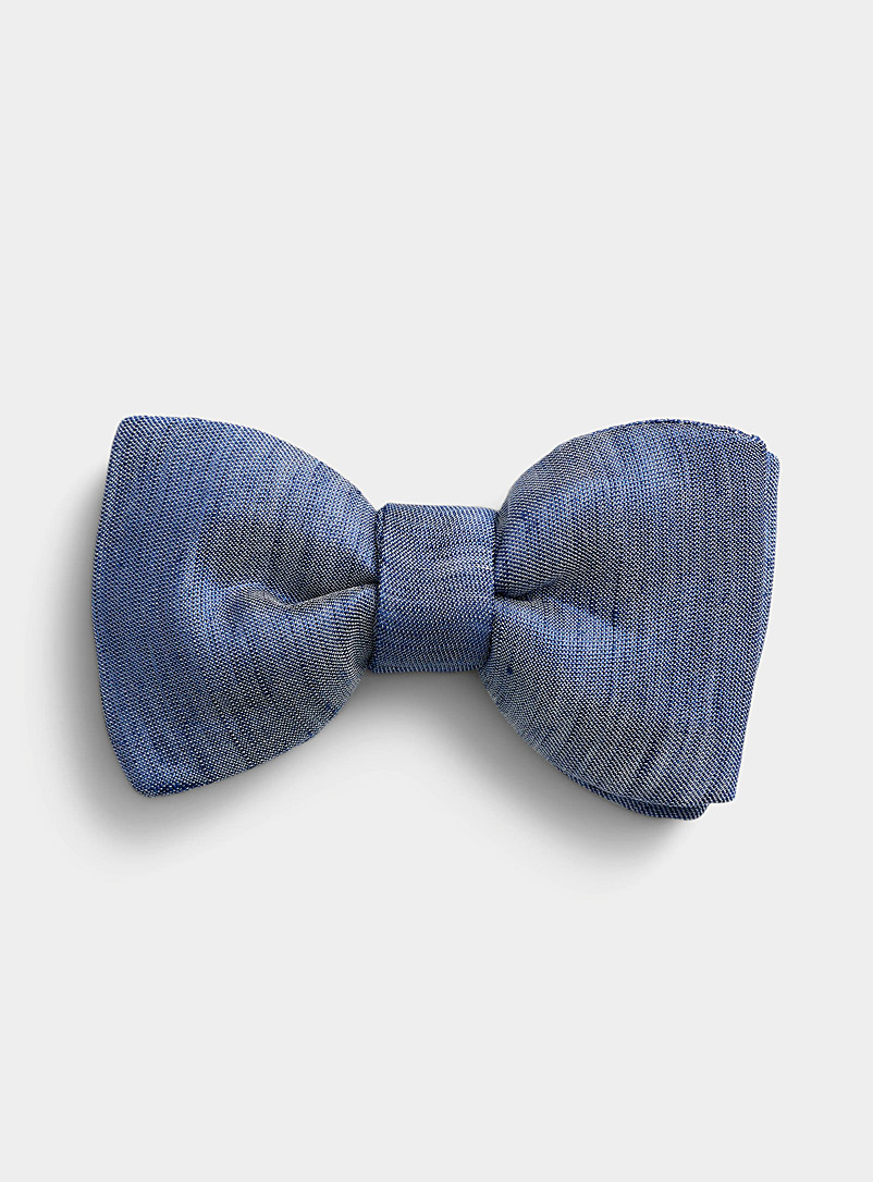 Blick Blue Colourful chambray bow tie for men