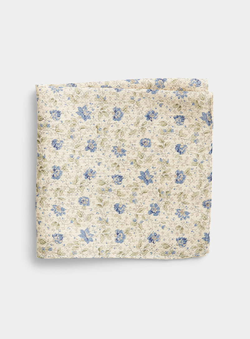 Blick Blue Painterly floral pocket square for men