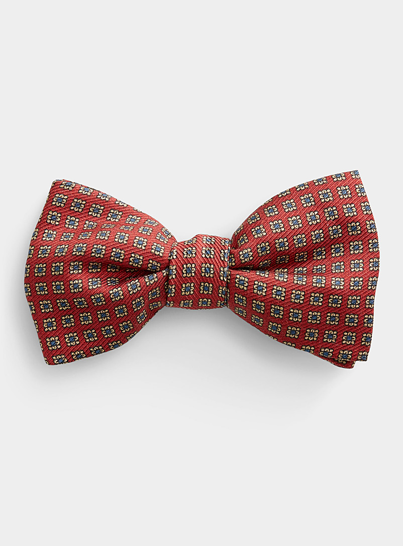 Blick Ruby Red Geometric flower bow tie for men