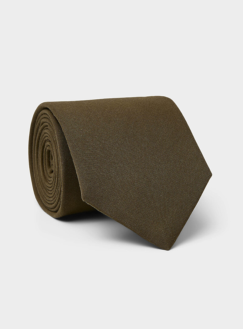 Solid Fluid Tie