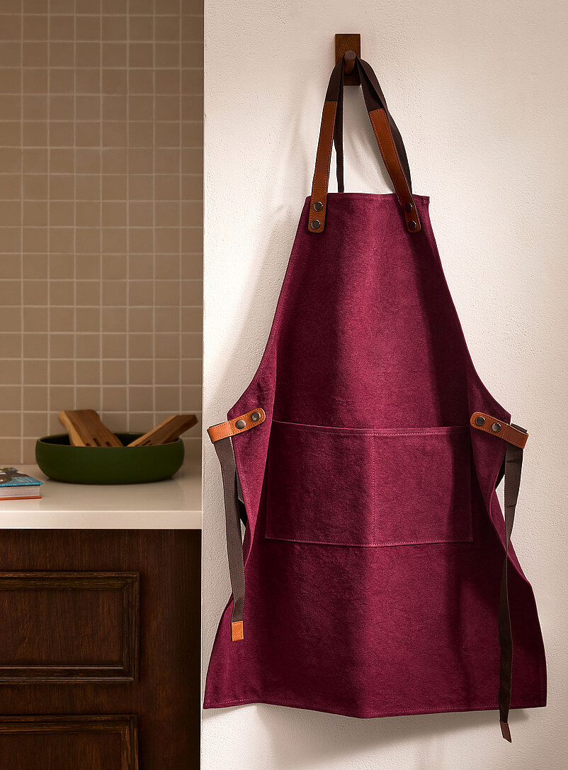 Leather accents canvas apron product image (primary)