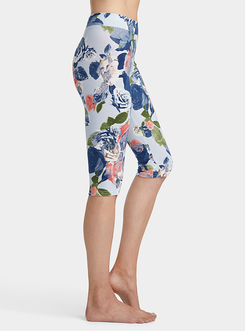 Hue Patterned Blue Floral-pattern capri legging for women