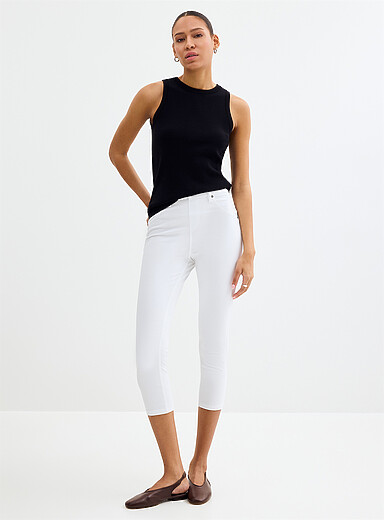 Hue: Le legging capri denim extensible uni Sable pour femme