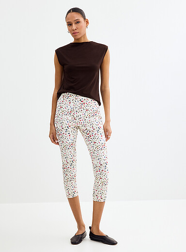 Le legging capri denim extensible petites fleurs