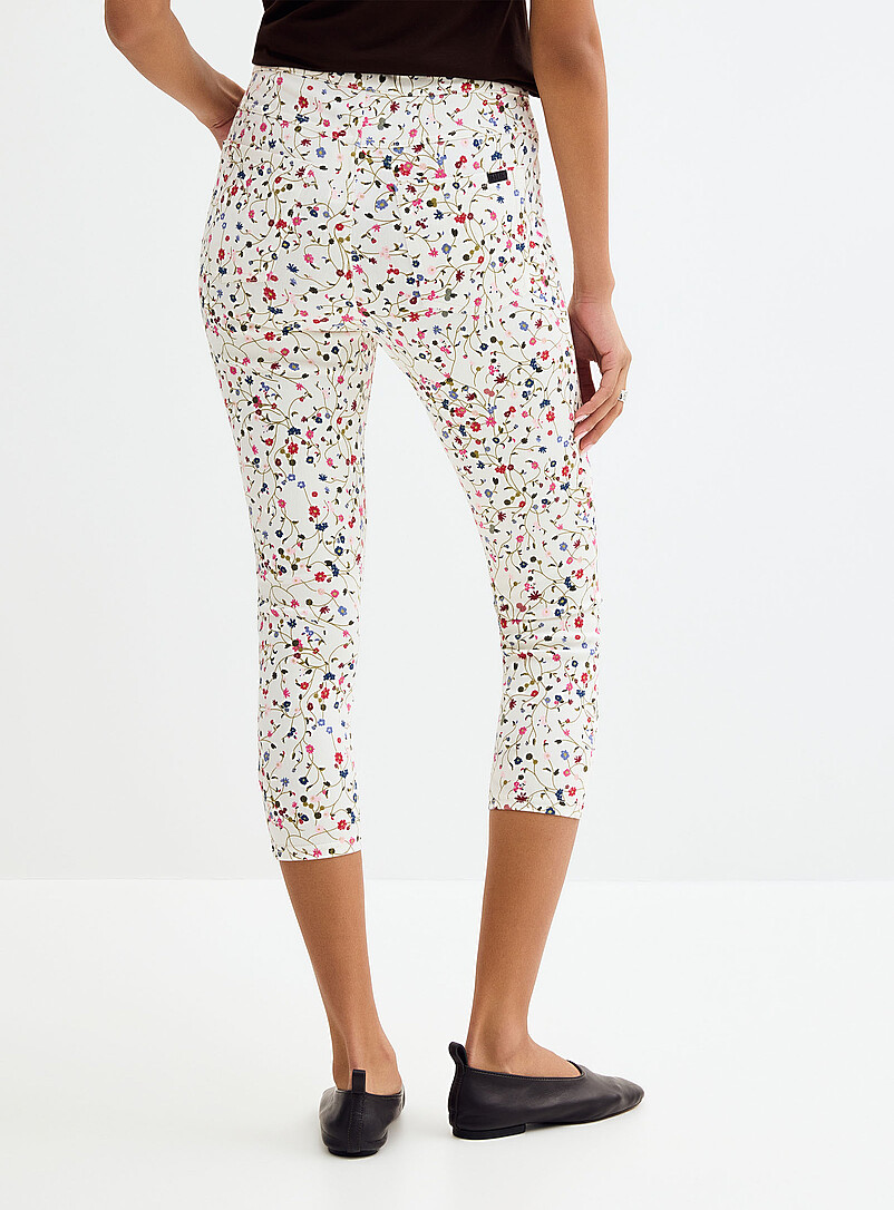 Hue: Le legging capri denim extensible petites fleurs &Eacute;cru &agrave; motifs pour femme