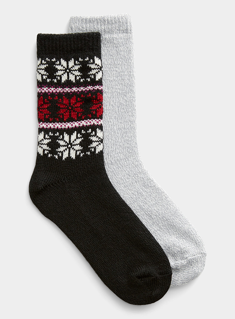 Hue Patterned Black Snowflake ribbed socks Set of 2 for women