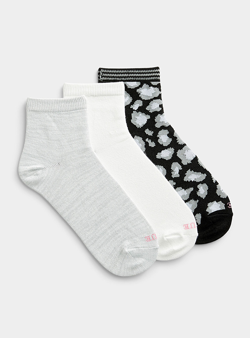 Hue Black Ultra-soft ankle socks Set of 3 for women
