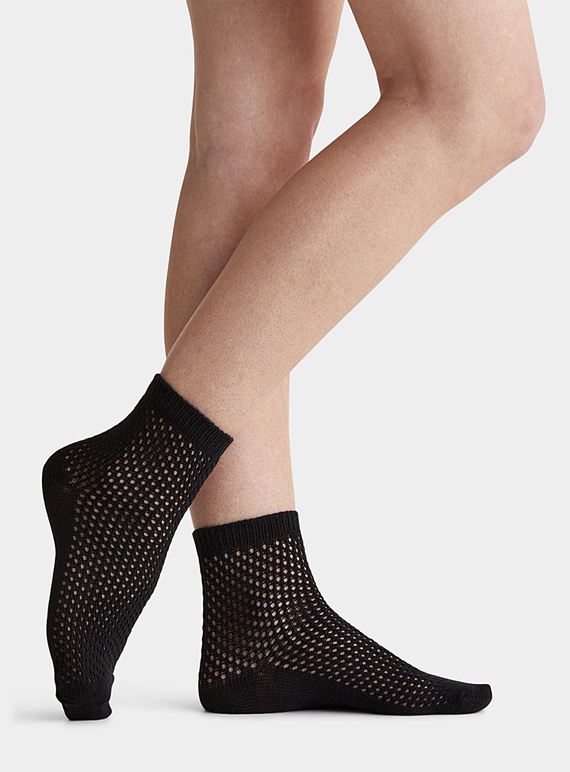 Hue Black Openwork-knit ankle sock for women