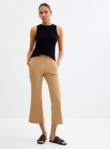 Le legging chino &eacute;vas&eacute; &eacute;court&eacute;