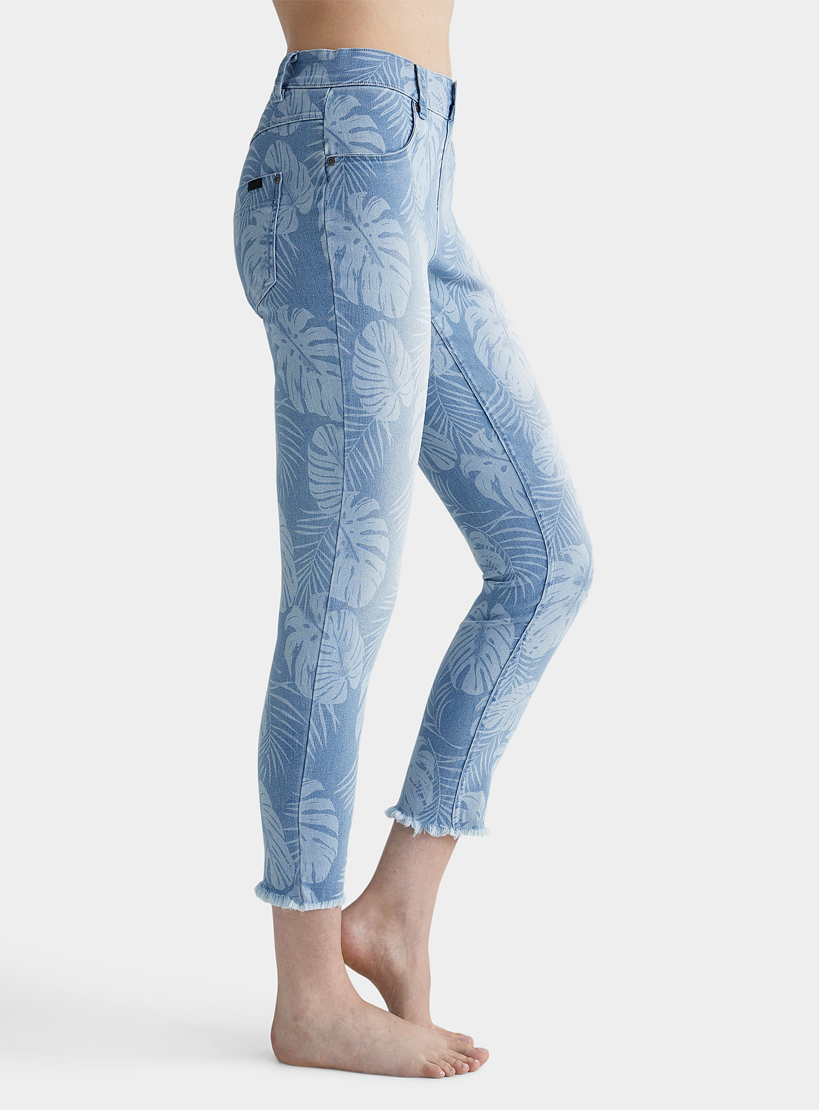 Hue Tropical Faded Fitted Jegging In Patterned Blue