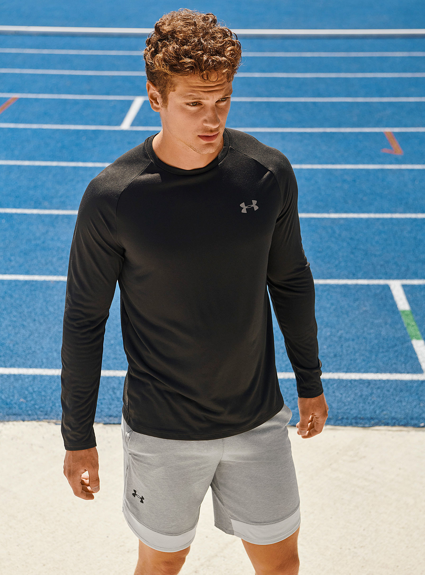 Black UNDER ARMOUR Tshirts for Men
