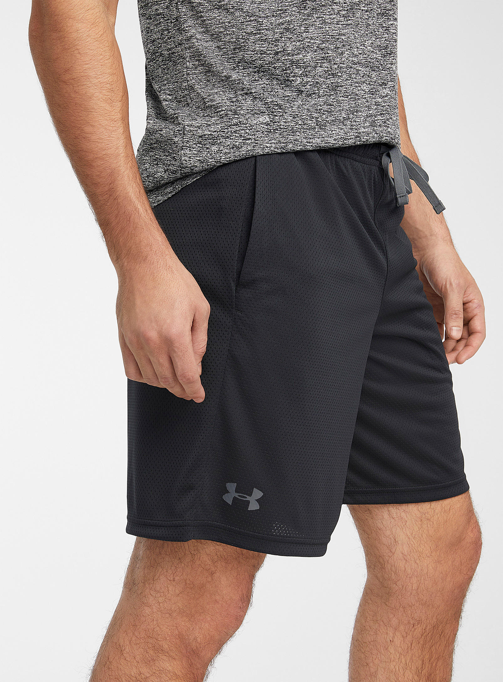 Under Armour Micro-perforated Fluid Short In Black