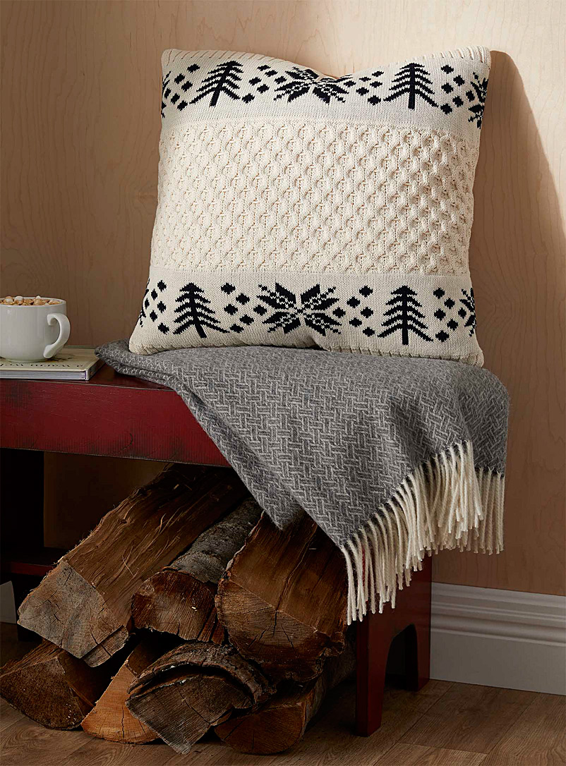 Simons Maison Assorted Winter knit cushion 50 x 50 cm