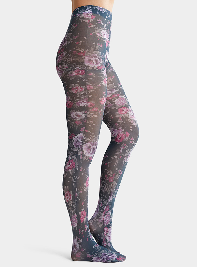 Flower motif on the left leg and plain on the right leg tights