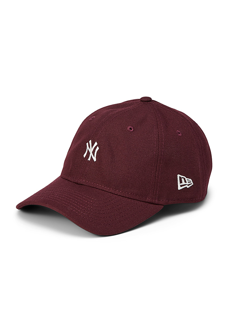 New Era Red New York Yankees mini-logo cap for men