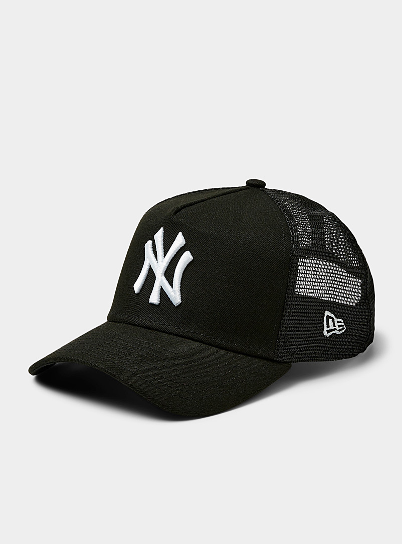 Yankees trucker cap product image (primary)